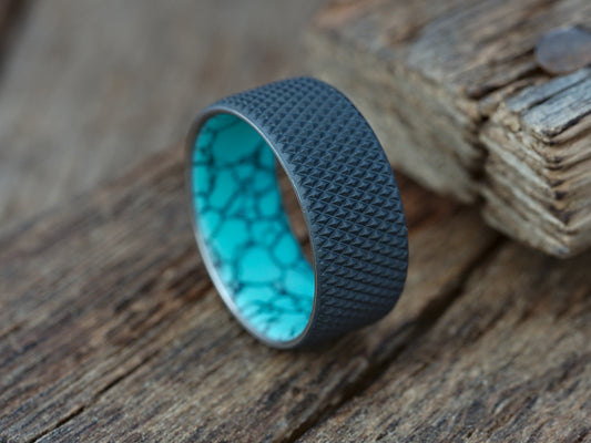 Knurled Duality (Dark Gunmetal & Greenweb)