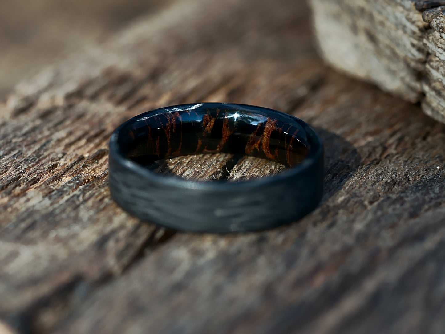 Carbon Case (Black Palm)