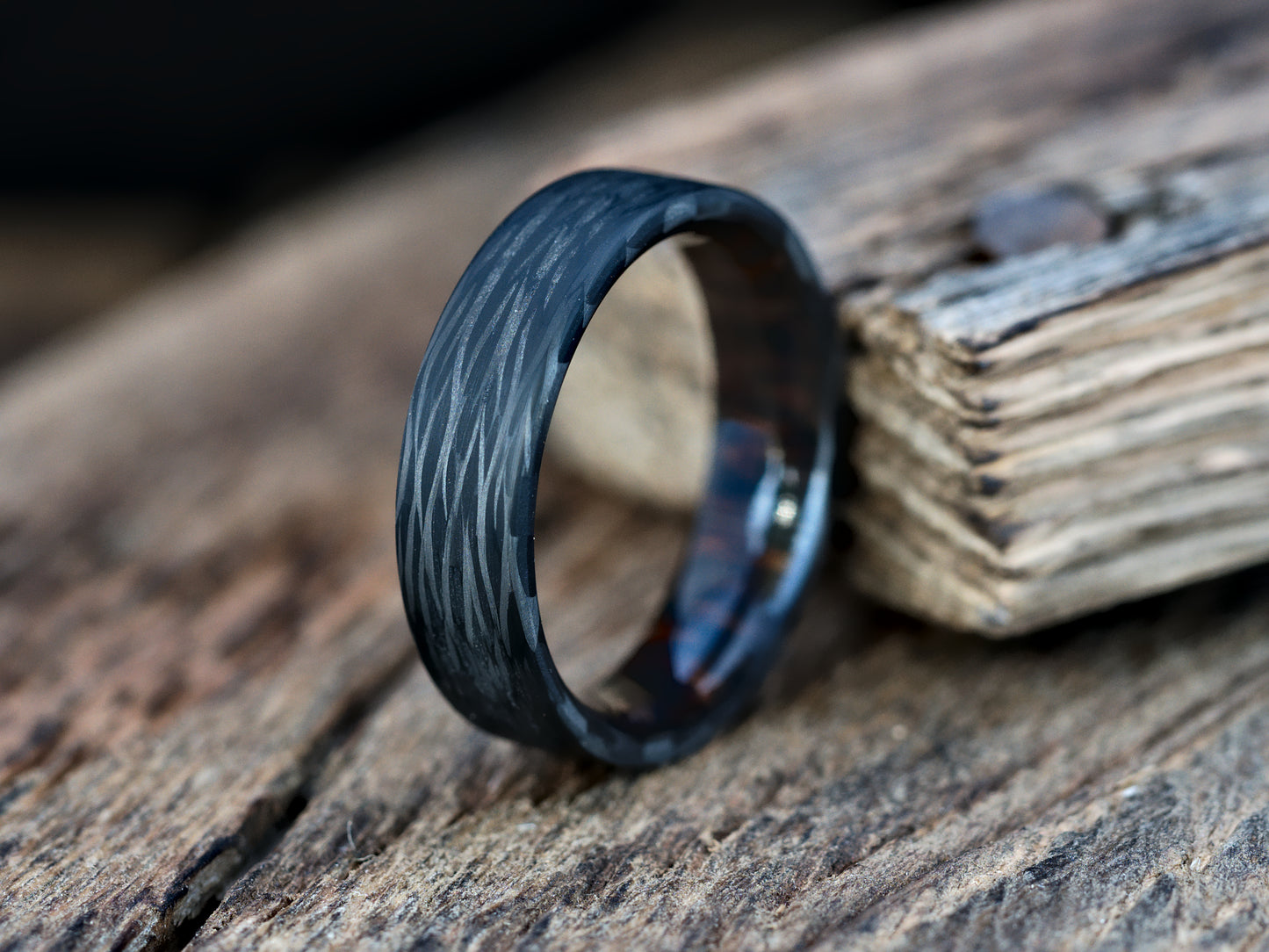 Carbon Case (Black Palm)