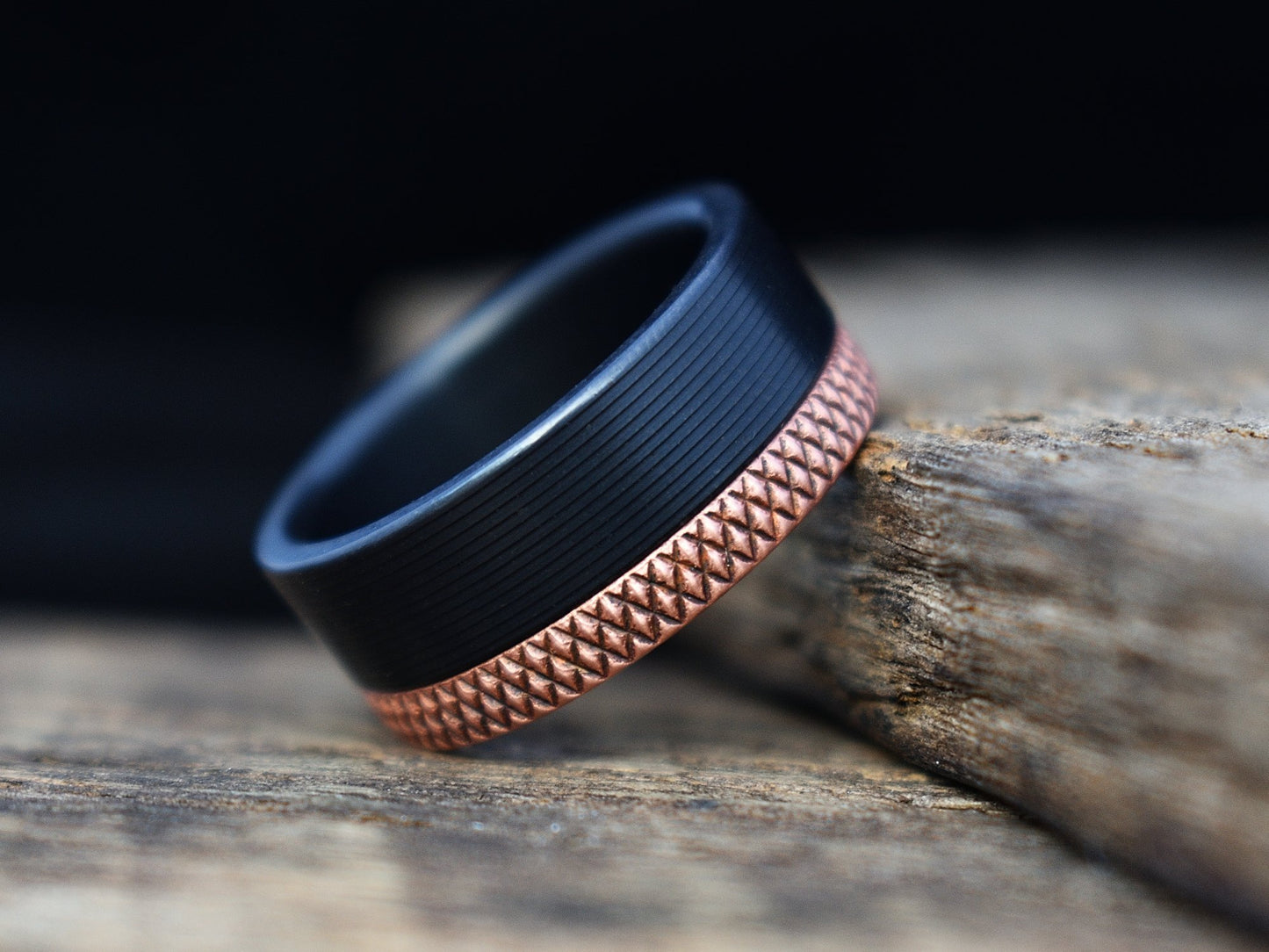 Apogee (Black)