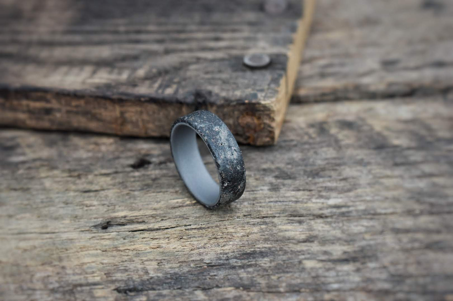 Gold Rush (Rose Metal Flake, Matte Titanium)