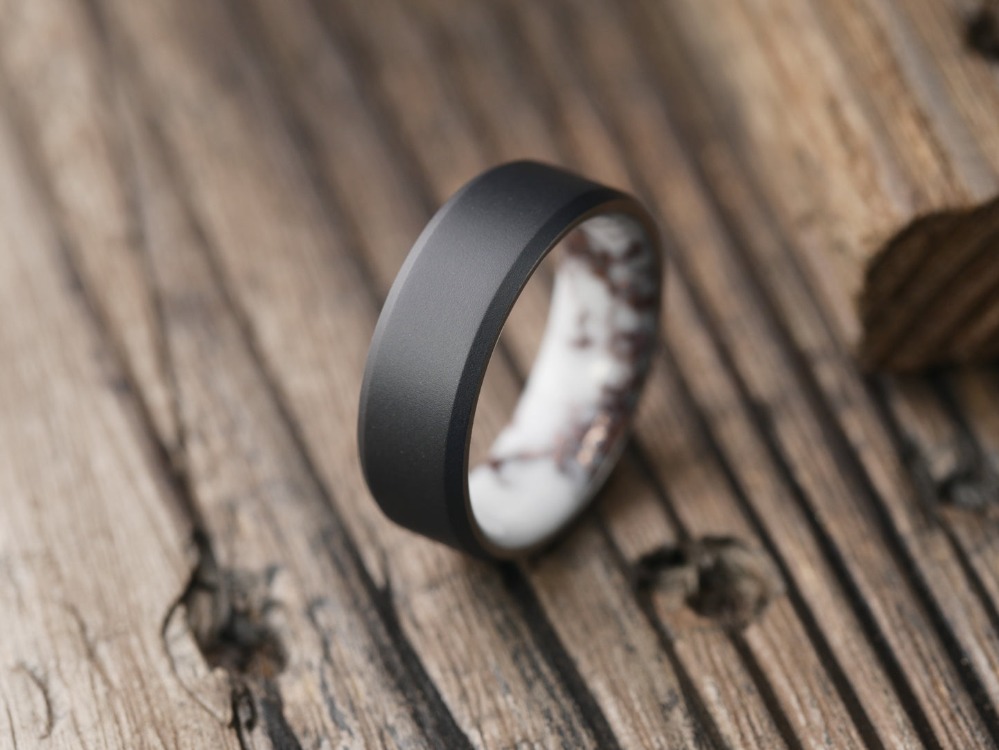 Black Duality (White w/Copper Matrix)