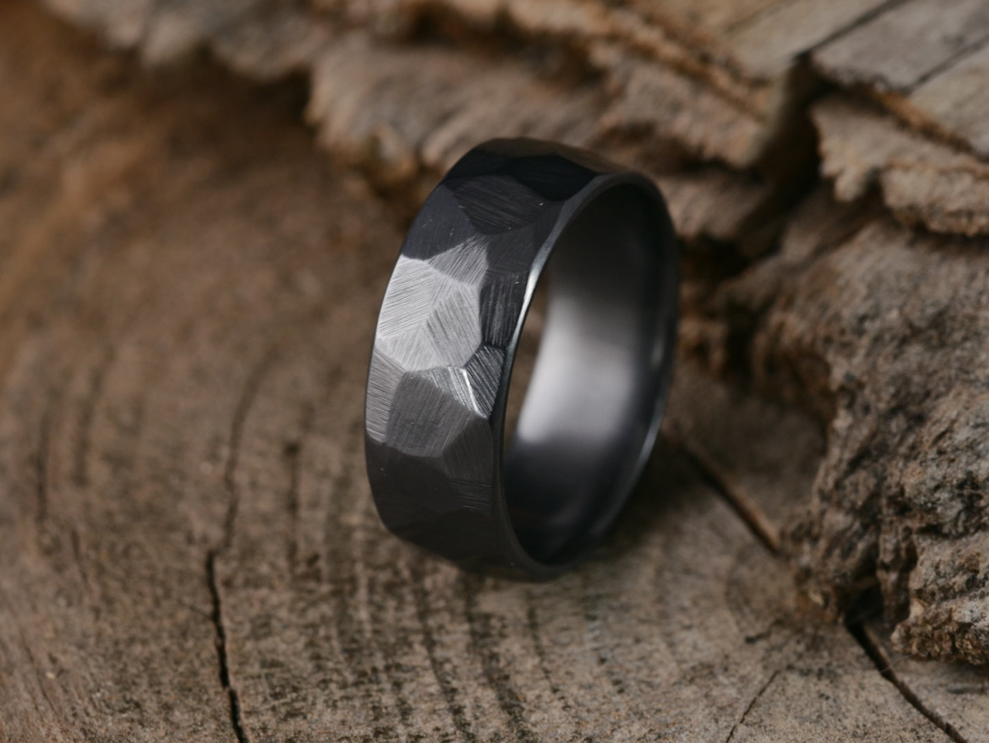Ridge - Black Titanium