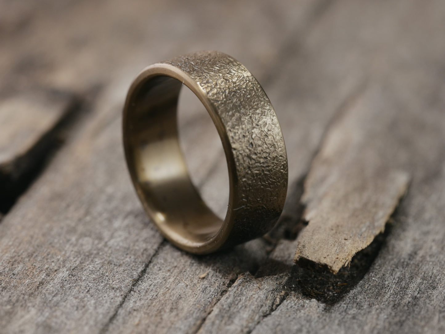Grit - Burnt Bronze Finish